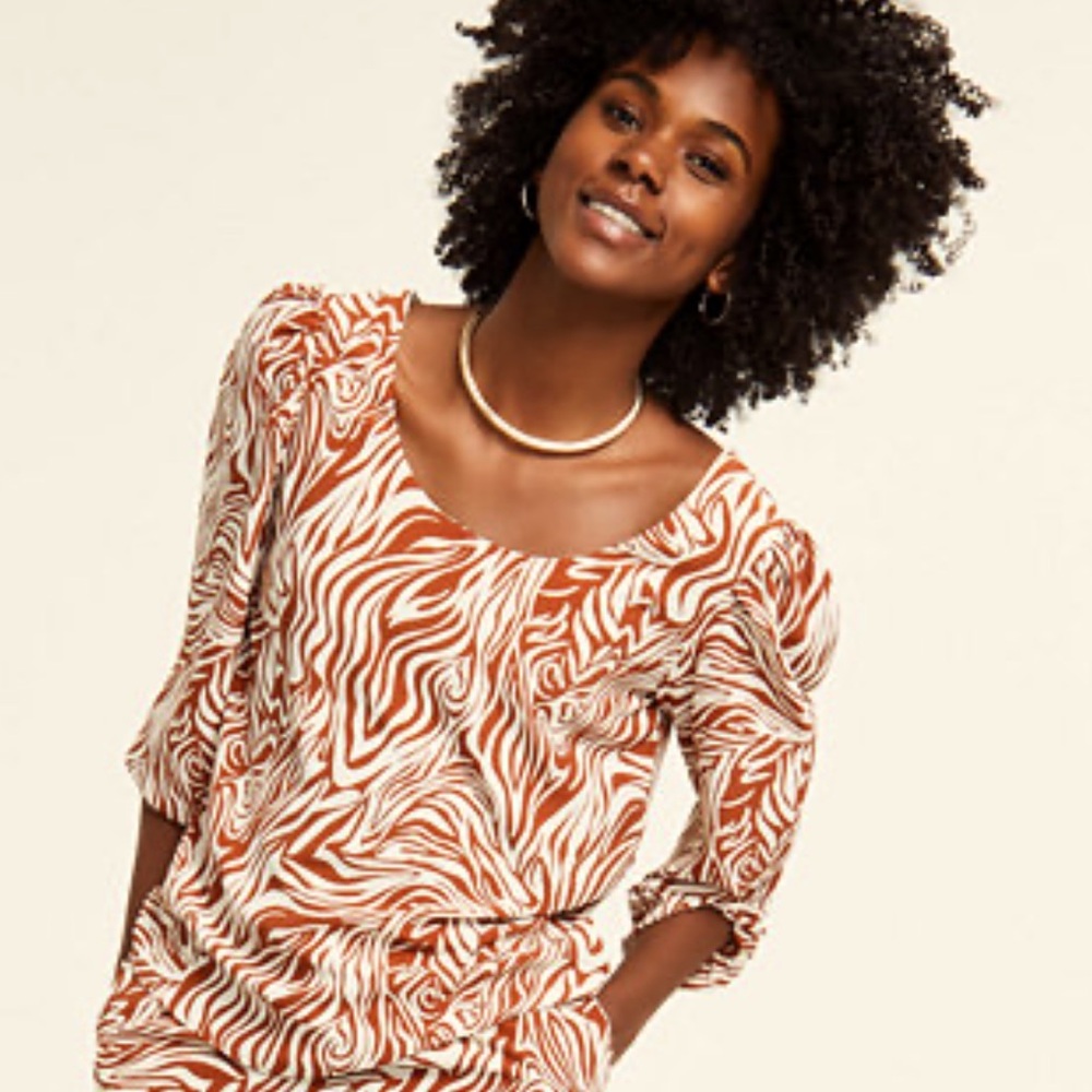 NWT Bar III Women’s Animal Print Scoop Neck Puffed long Sleeve Blouse, Size XS